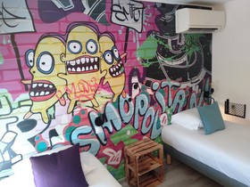 Arl Hotel