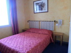Brit Hotel Acacias