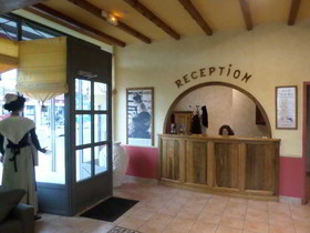 Brit Hotel Acacias