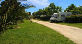 Camping L' Arlesienne