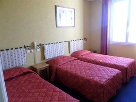 Brit Hotel Acacias