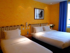 Brit Hotel Acacias