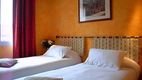 Brit Hotel Acacias