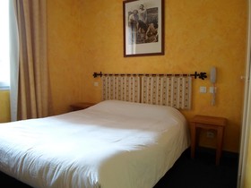 Brit Hotel Acacias
