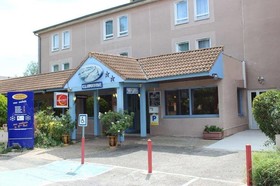 Crau Hôtel