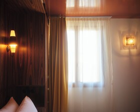 Hotel Present
