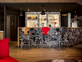 ibis Arles