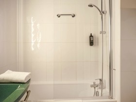 ibis Arles