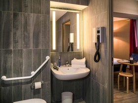 ibis Arles