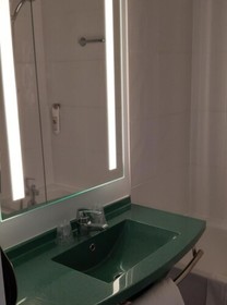 ibis Arles