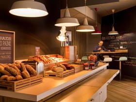 ibis Arles