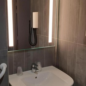 ibis Arles
