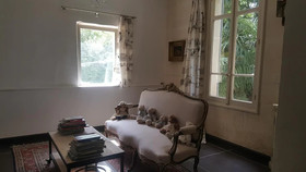 Manoir En Crau