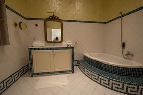 A l'ombre du Palais