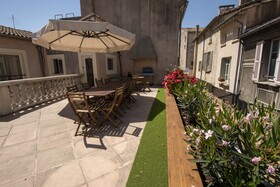 A l'ombre du Palais