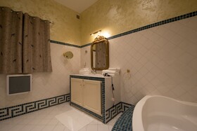 A l'ombre du Palais