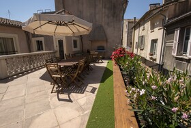 A l'ombre du Palais
