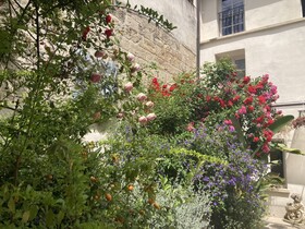 Aux Augustins
