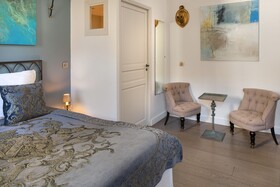 Aux Augustins