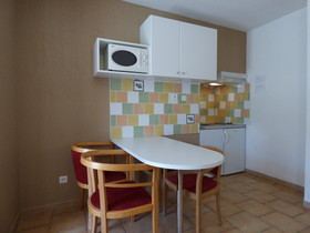 Court Inn Suites