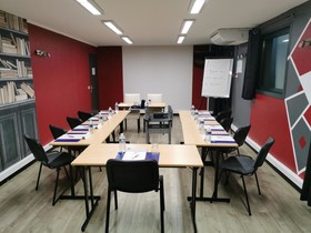 Hotel Kyriad Avignon - Centre Commercial Cap Sud