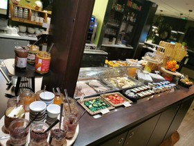 Hotel Kyriad Avignon - Centre Commercial Cap Sud