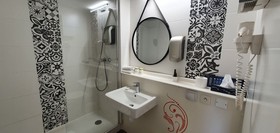 Hotel Kyriad Avignon - Centre Commercial Cap Sud