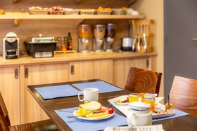 Hotel Kyriad Avignon - Palais des Papes