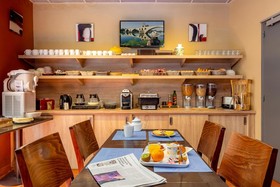 Hotel Kyriad Avignon - Palais des Papes