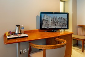 Hotel Kyriad Avignon - Palais des Papes