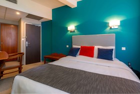 Hotel Kyriad Avignon - Palais des Papes