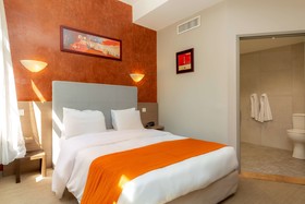 Hotel Kyriad Avignon - Palais des Papes