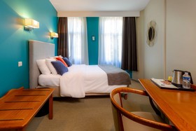 Hotel Kyriad Avignon - Palais des Papes