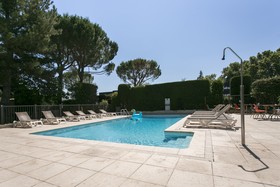 ibis Avignon Sud