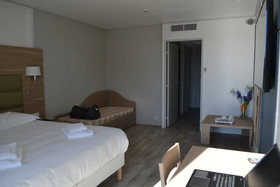 Yes Hotel