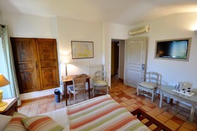 Le Clos du Buis
