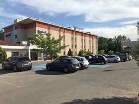 Kyriad Aix Les Milles - Plan de Campagne