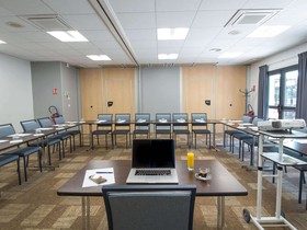 Hôtel ibis Brignoles Provence Verte