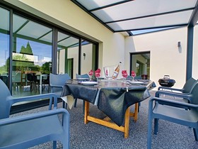 Villa Neuve