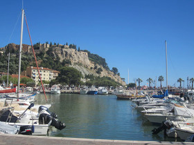 Appartments by Cassis