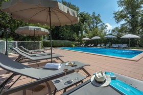 Hôtel Mercure Cavaillon Portes du Luberon