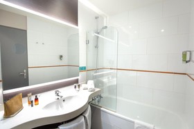 Hôtel Mercure Cavaillon Portes du Luberon