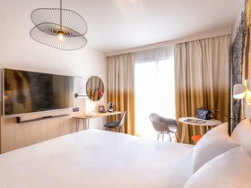 Hôtel Mercure Cavaillon Portes du Luberon