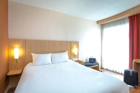 ibis Cavaillon Luberon