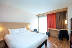 ibis Cavaillon Luberon