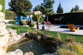 Le Castelet En Provence