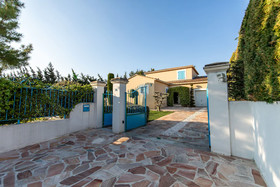 Le Castelet En Provence