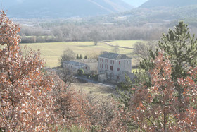 Chateau De Noyers