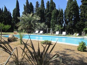Le Clos Des Cypres