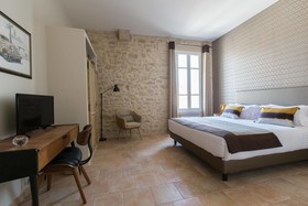 La Cour des Sens